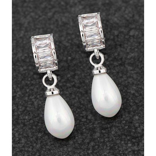 Picture of PEARL EARRINGS WITH BAUGETTE CRYSTAL